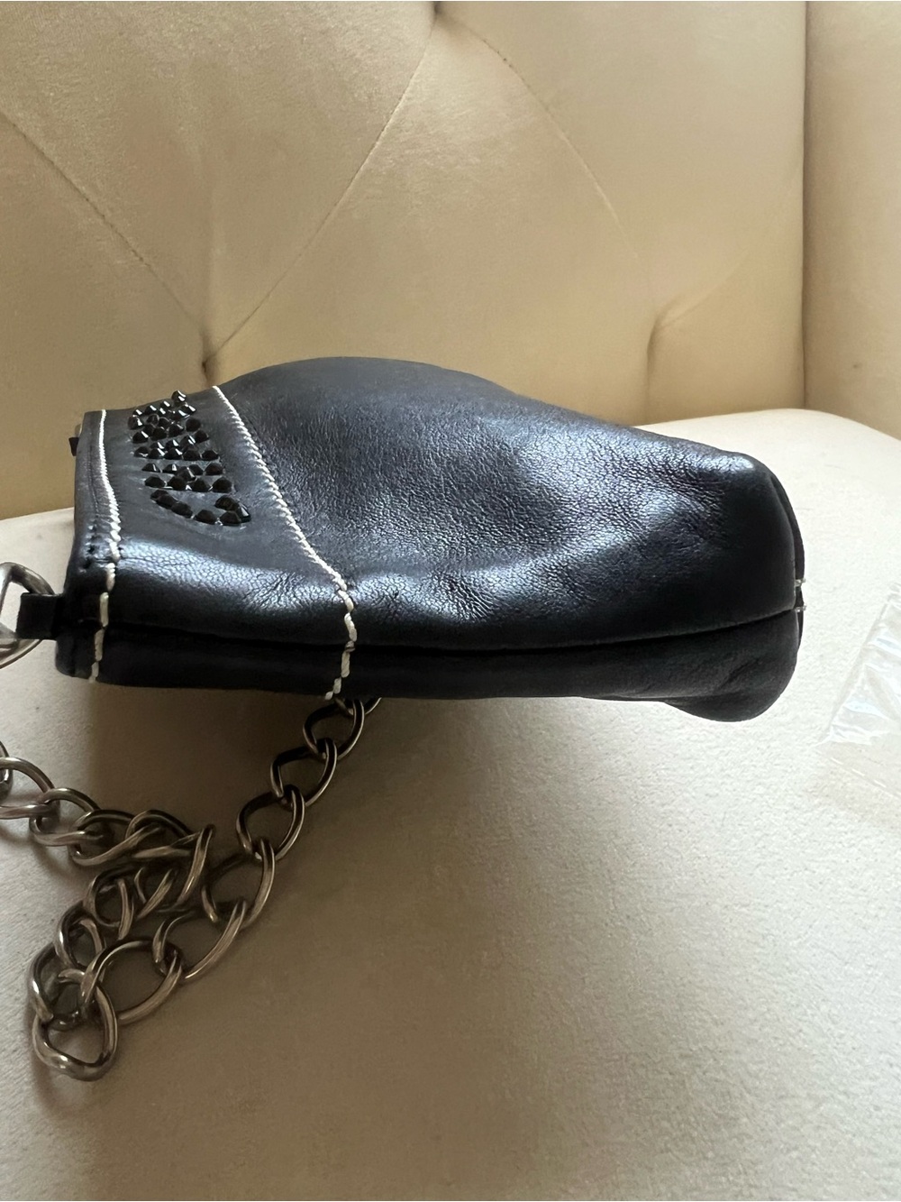 Chanel Small Crossbody Bag Fit iphone pro - Picture 6 of 9